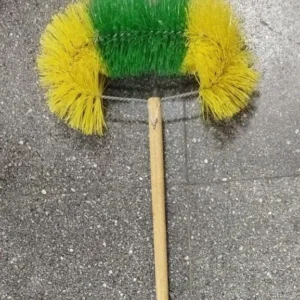 ESCOBA P/ TECHO CURVADA NACIONAL